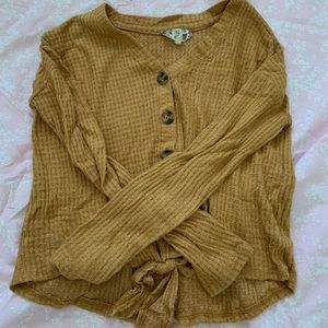 🍋long sleeve mustard yellow top🍋